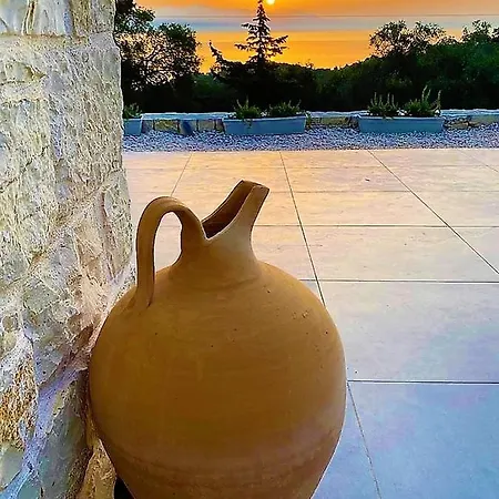 Villa Petalouda