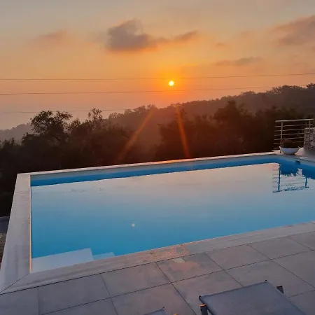 Petalouda Villa